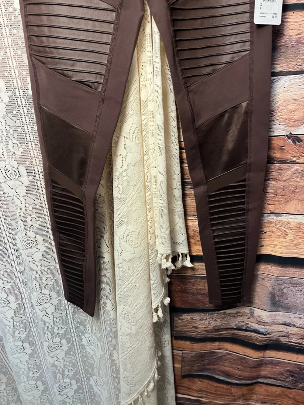 ALO Yoga Chocolate Brown High-Rise Moto Leggings (239)